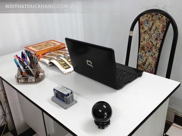 Quả cầu phong thủy được biết đến như một vật mang lại sự thông tuệ, uyên bác.